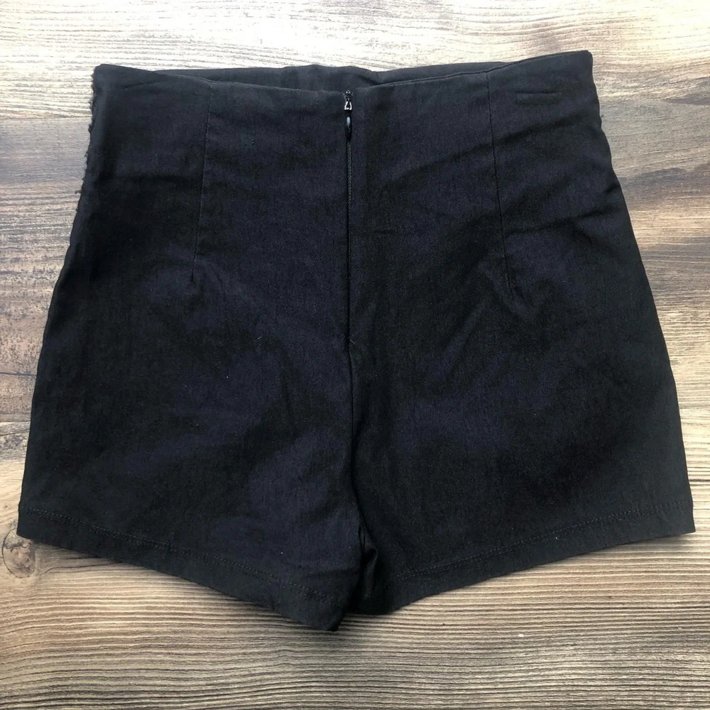 Charlotte Russe High Waist Lace Design Shorts Black Small - Picture 2 of 5